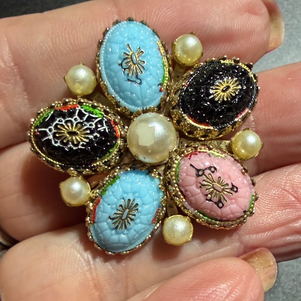 MCM Molded Glass Goldtone Brooch  (2)